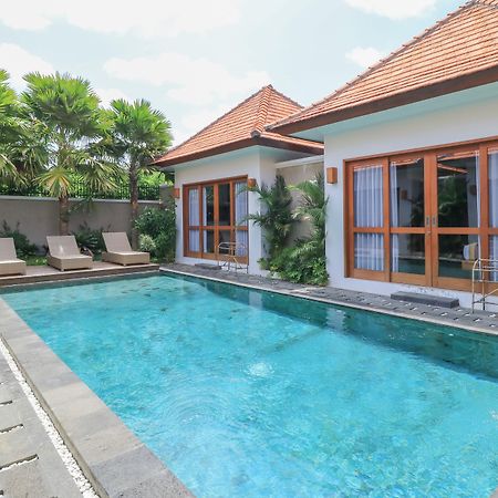 Mella Villas Jimbaran Kuta Selatan Екстериор снимка